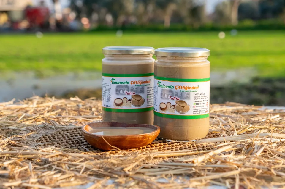 TAŞ DEĞİRMENLİ YERLİ SUSAM TAHİNİ 1 KG